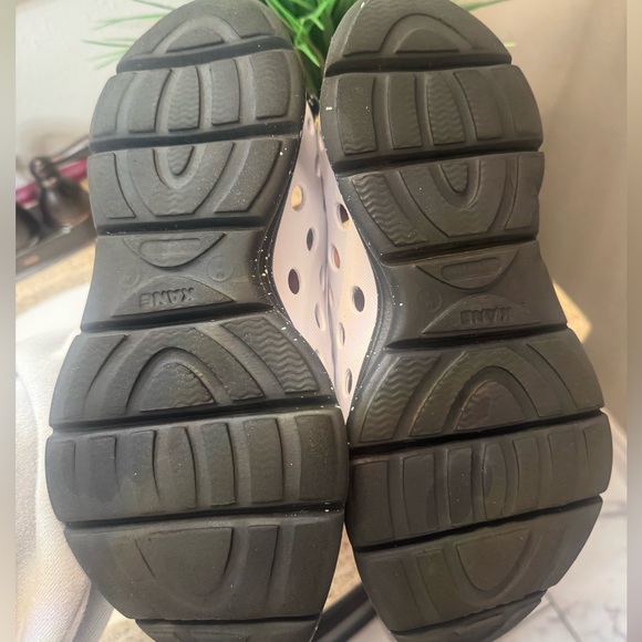 Kane Revive - White / Black Speckle - Picture 5 of 5